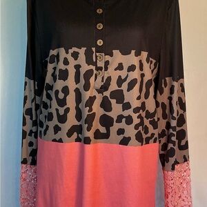 Elegant Leopard Print Long Sleeve Top